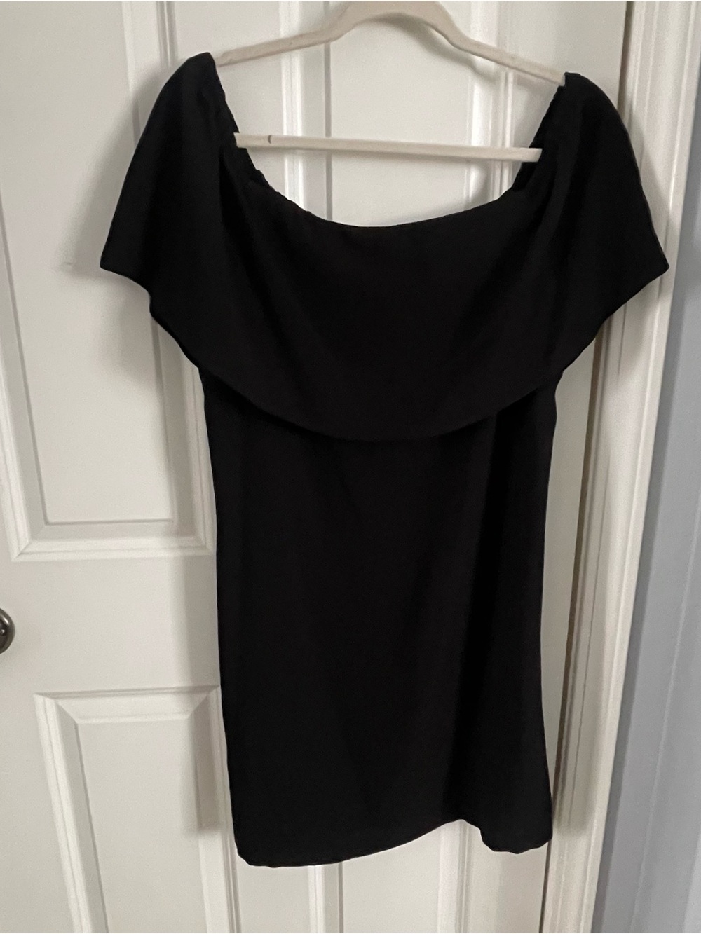 Charles Henry Off-Shoulder Black Dress - Picture 6 of 7